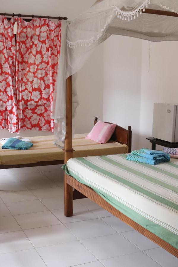 Long Beach Guest House 히카두와 외부 사진